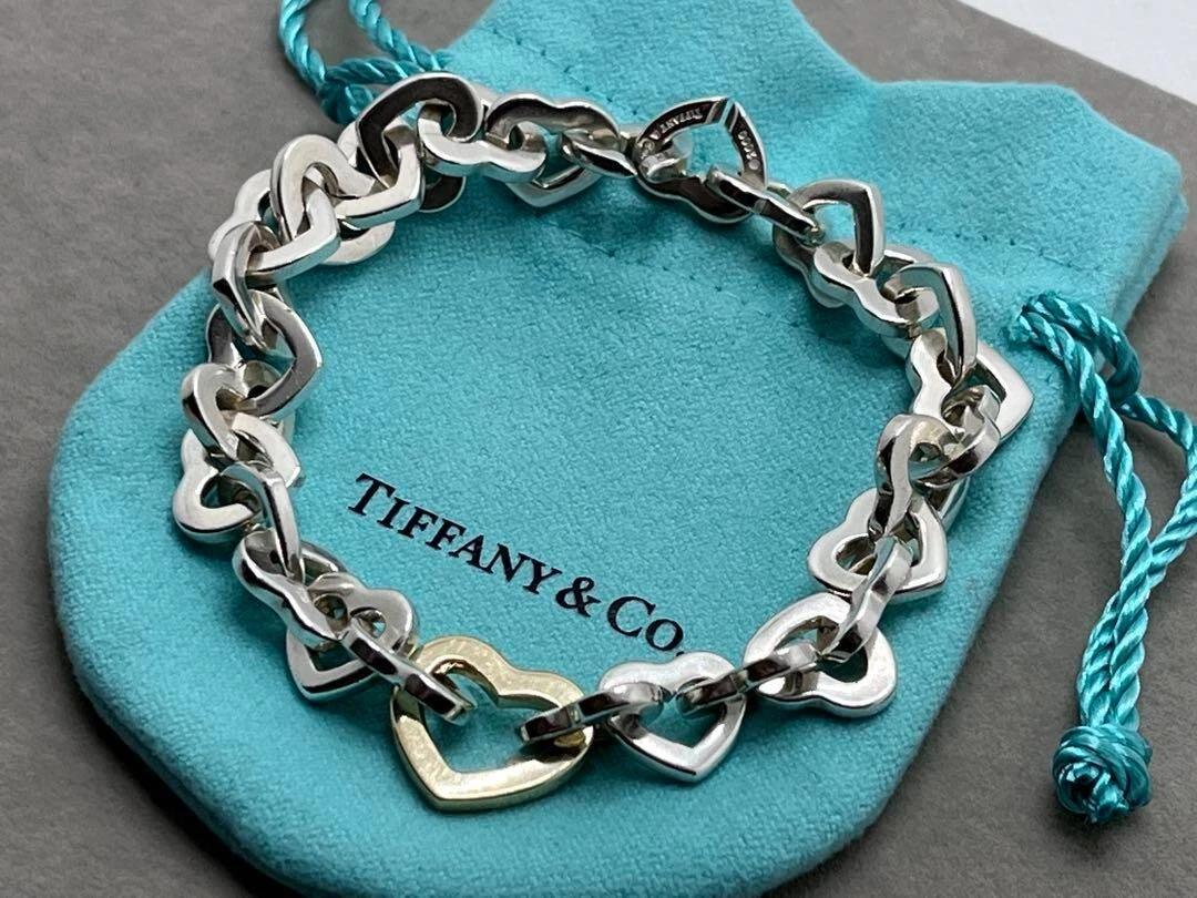 Tiffany Co. Heart Link Bracelet 18K Gold 750 Sterling Silver