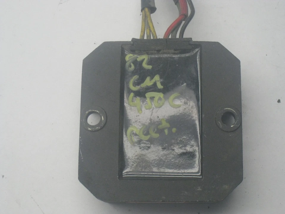 1982 HONDA CM450 CM 450 C VOLTAGE REGULATOR RECTIFIER Foto 3 de 4