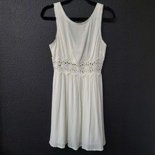 Forever 21 White Lace Waist Boho Dress Size Small Beach Vacation Cottagecore
