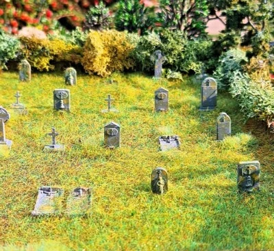 N Gauge 1/148 Scale x20 Cemetery / Grave Stones/Head Stones 3D Printed in Resin