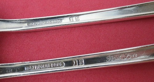 4 1937 Vintage FIRST LOVE Viande Forks by 1847 Rogers Bros. International 7 3/4" - Picture 5 of 5