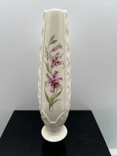 Belleek Bud Vase 6.5" Basket Weave Millennium 2000 Porcelain Floral