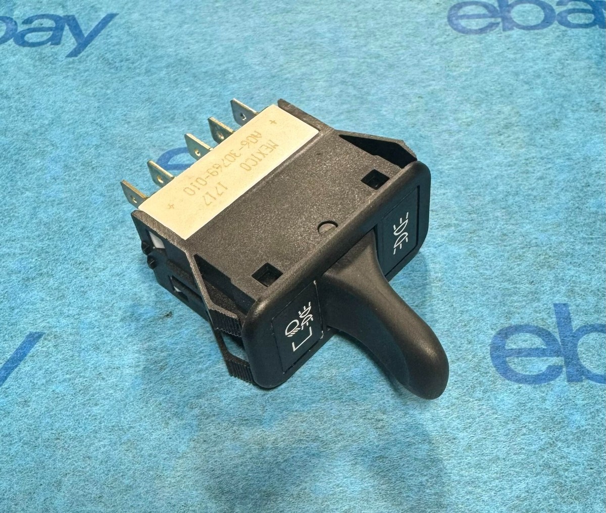 A06-30769-010 Genuine Freightliner Headlight Rocker Switch OEM