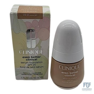 Clinique Even Better Clinical  Serum Foundation SPF 20 | Foundation mit voller D