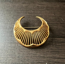 Broche Luna Creciente Tono Dorado Monet Vintage, Vintage, Broche, Luna, Media Luna,