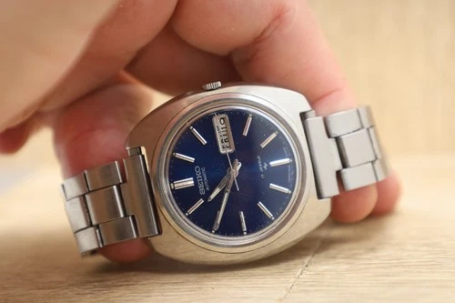 Vintage Seiko Automatic 7006-7007 Men’s Watch Day Date Blue Dial 7.5"