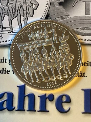 Medaille 40 Jahre DDR - Karneval in der DDR - versilbert Proof incl. Zertifikat - Bild 1 von 3