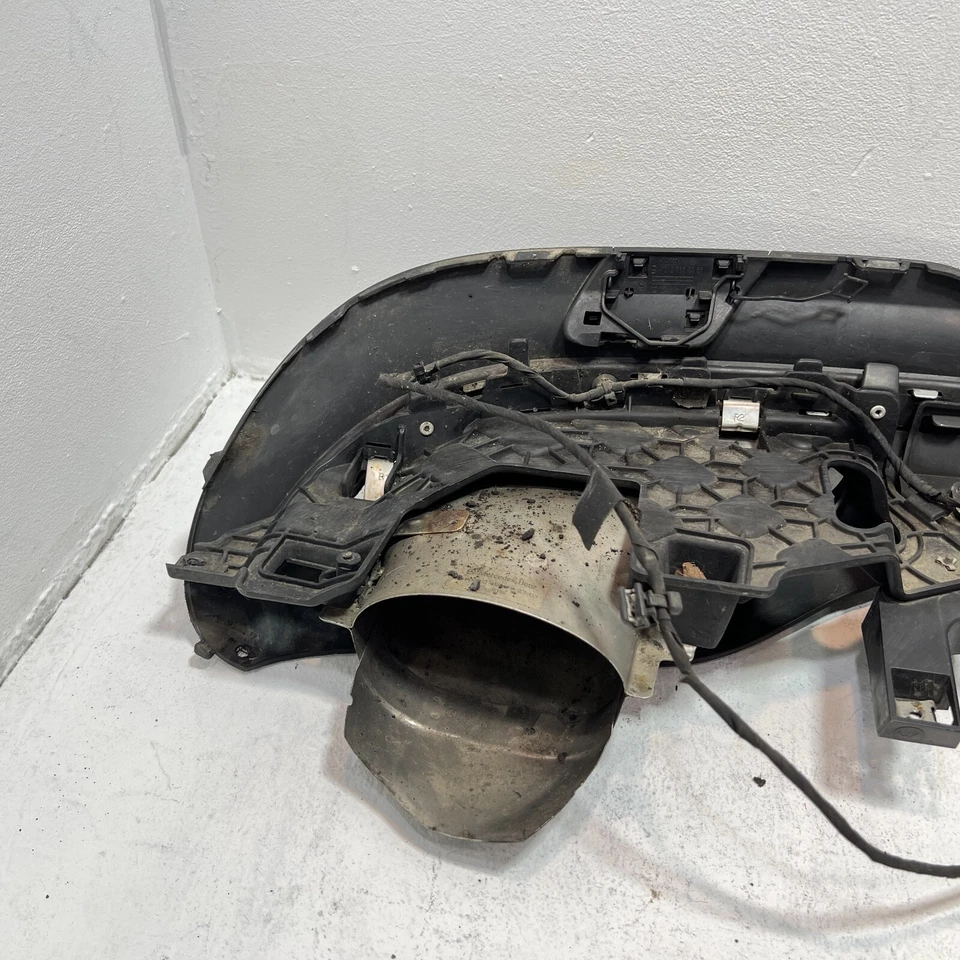 MERCEDES E350 W212 2010-2016 PARACHOQUES TRASERO PANEL DE CUBIERTA INFERIOR CON DEFLECTOR OEM Foto 4 de 4