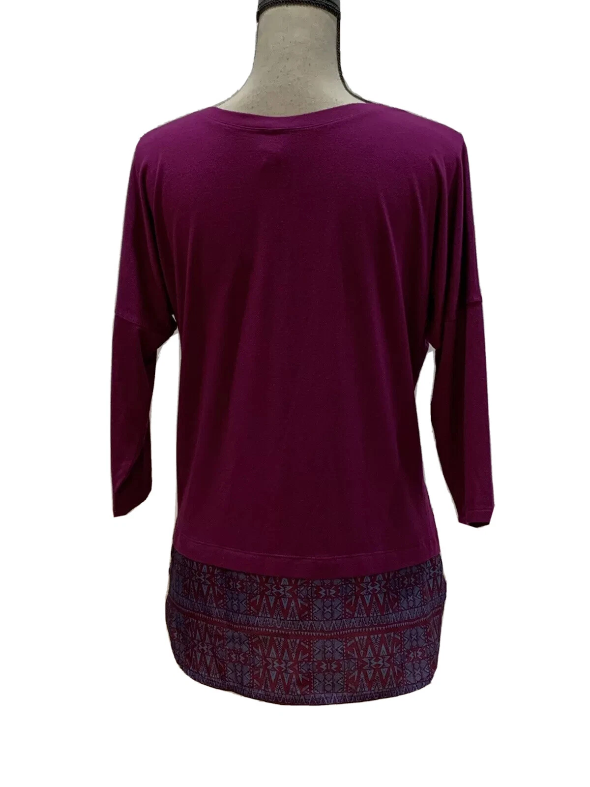 lole 3/4 sleeve v-neck soft shirt