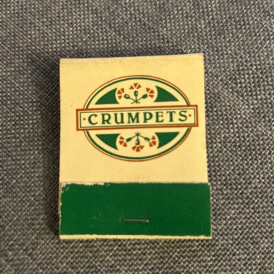 VINTAGE MATCHBOOK COVER CRUMPETS HYATT REGENCY WOODFIELD GMG UNSTRUCK