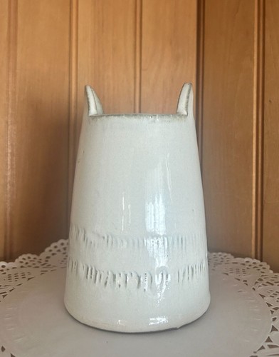 Handcrafted Studio Pottery Bell Shaped Container Cannister Vase Handle White Tex - Picture 4 of 7