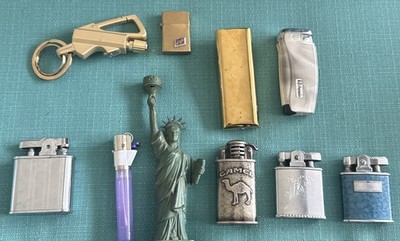 VTG Novelty Lighters Lot of 10 lighters for parts  as is READ
