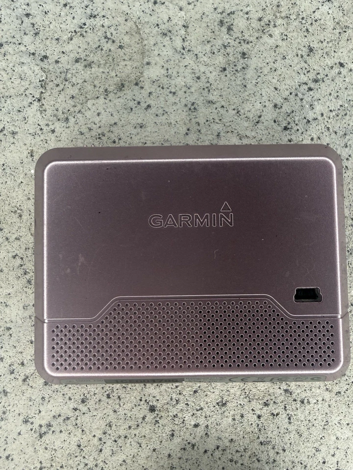 Garmin nüvi 250 GPS Navigator Rose Pink w/ Mount & Car Charger – Bundle - Image 2 of 4