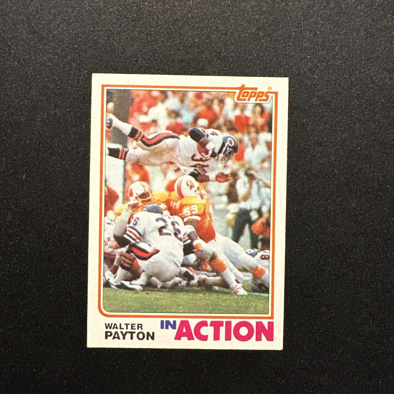 Walter Payton 1982 Topps #303 In Action Chicago Bears