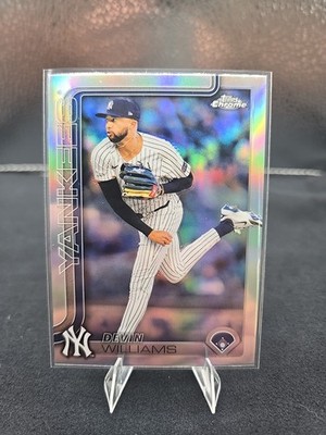Devin Williams 2025 Topps Chrome #153 New York Yankees