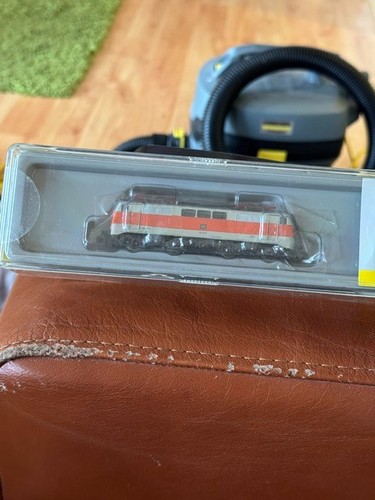 Minitrix 16114 Spur N E-Lok BR 111 DB S-Bahn mit DCC Sound | Zustand: Neu