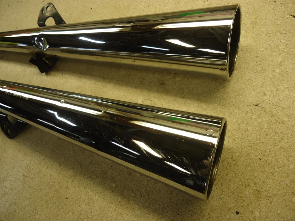 81-82 HONDA GL500 SILVER WING GL 500 SILENCIADORES ESCAPE IZQUIERDA DERECHA CONJUNTO PAR OEM 81 Foto 2 de 4