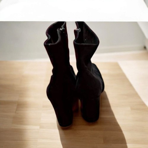 Givenchy Suede Square Toe Black Ankle Booties Size US 9 - Picture 8 of 9