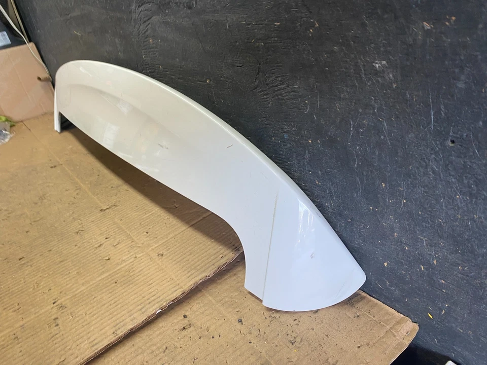 Alerón trasero superior del maletero Hyundai Tucson 2011 2012 2013 2014 2015 T6841 DG Foto 2 de 4