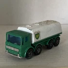 LESNEY MATCHBOX SERIES No.32 - BP PETROL TANKER Ergomatic Cab - Used.