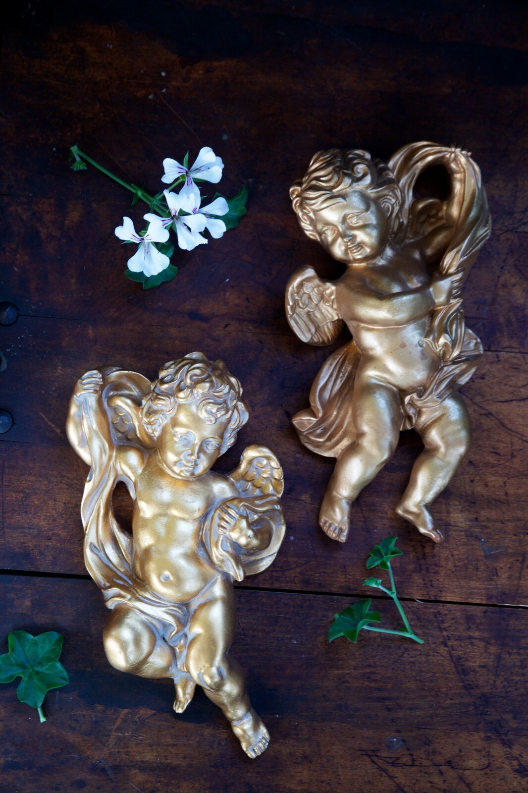 2 Vintage Angels Gold Winged Cherubs Wood Carvings eBay
