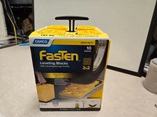 Camco 44512 FasTen Yellow Leveling Blocks w T-Handle 10 Pieces