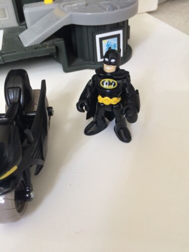 Batman Imaginext Batcave Spielset Batwing Flugzeug Figur Motorrad Superheld Lot - Bild 8 von 10