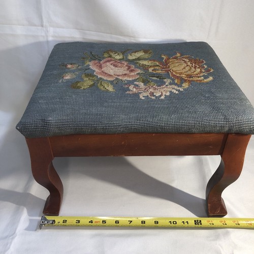 Vintage Floral Needlepoint Footstool Wool Rectangular Victorian Flowers Blue - Picture 10 of 12