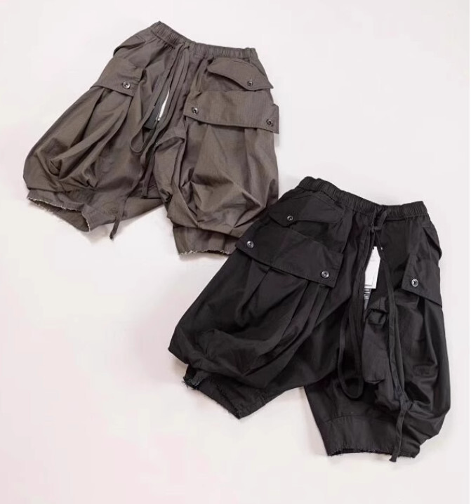 Julius Elastic Drawstring Multi Pocket Crotch Loose Shorts