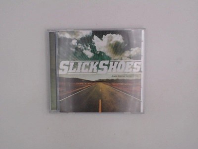 Far from Nowhere Slick, Shoes:
