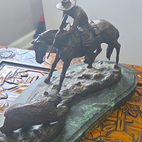 Western Americana Cowboy on Horseback Bronze-Style Statue Figurine on Base