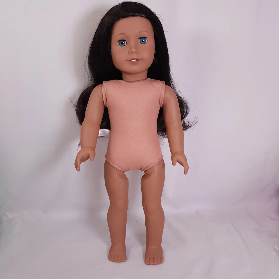 Boneca American Girl Truly Me 18" JLY #49: pele média, olhos azuis, cílios brilhantes - Imagem 3 de 4