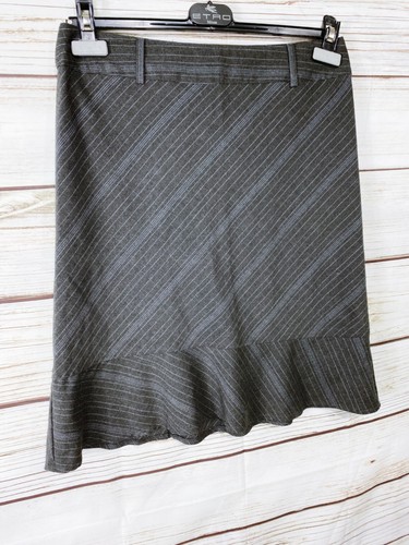 Tracy Evans Limited Womens Juniors Skirt Size 7 Gray Striped Back Zip - Picture 2 of 7