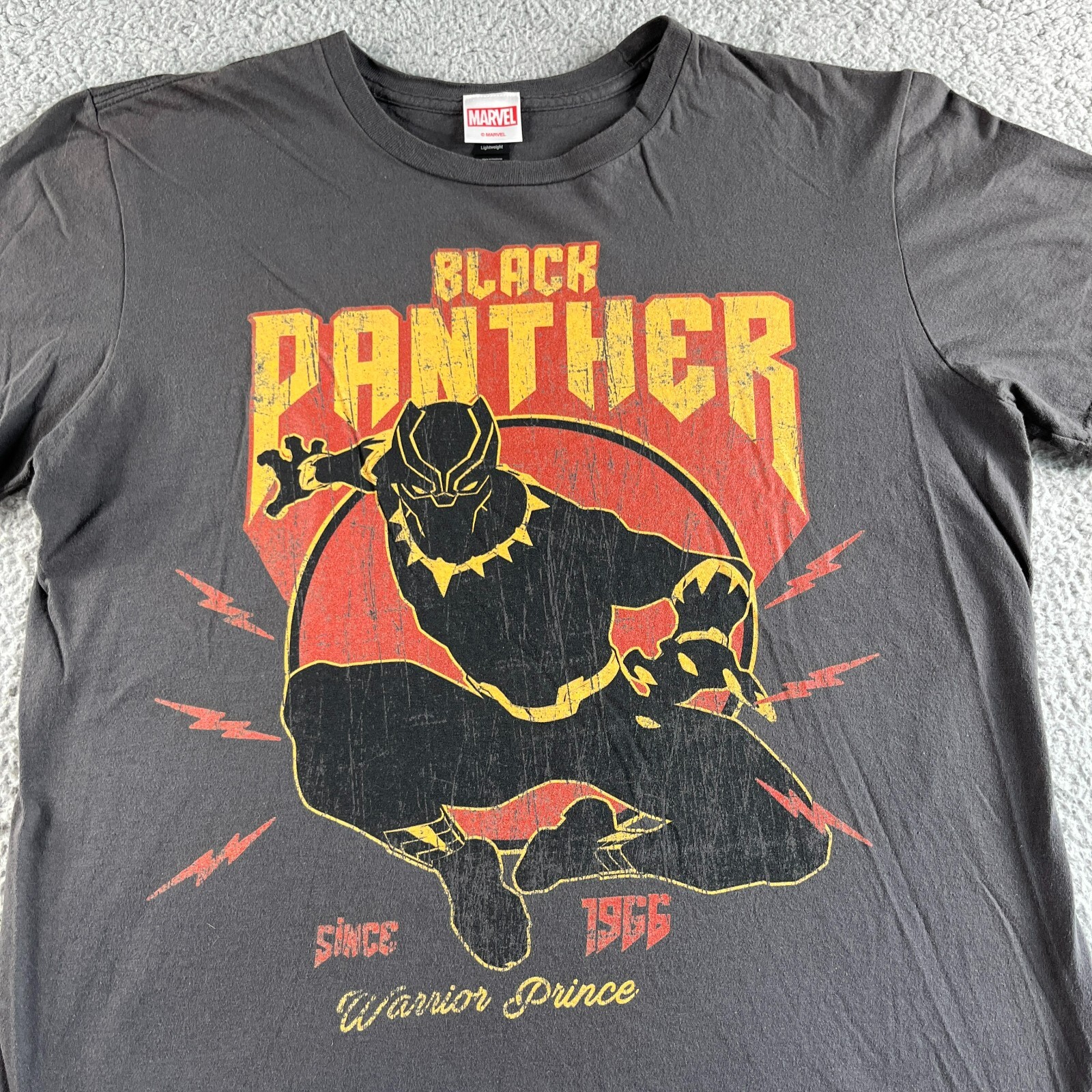 Marvel T Shirt Mens Large Gray Graphic Tee Black Panther Warrior Prince Casual
