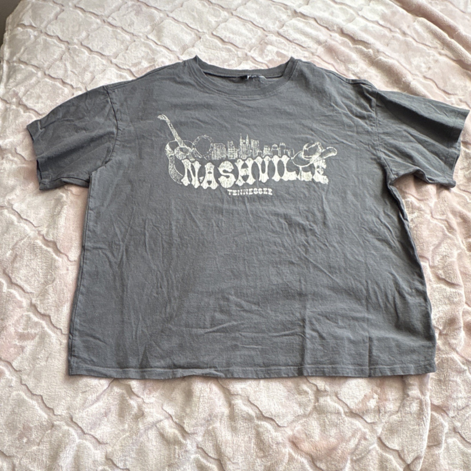 Men's Gray Nashville Tennessee Music Graphic Crew Neck T-Shirt