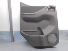 Porte arrière et accessoires Nissan NP300