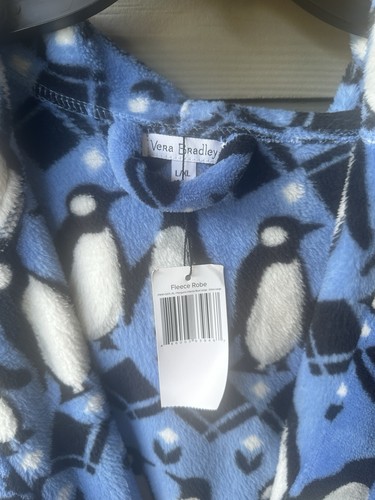 Vera Bradley L/XL blau Pinguin Druck Kapuze Fleece Morgenmantel Gürtel Taschen weich Neu mit Etikett - Bild 2 von 7