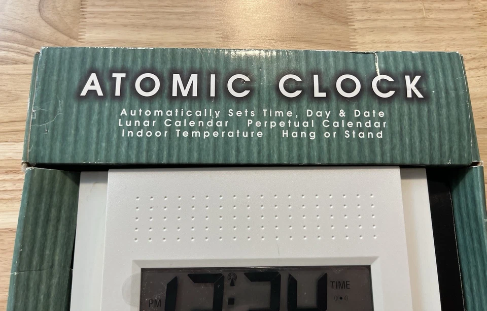 Skyscan Atomic Clock Digital Auto Sets Indoor + Temp MODEL 86715 *Vintage NIB* - Image 3 of 4