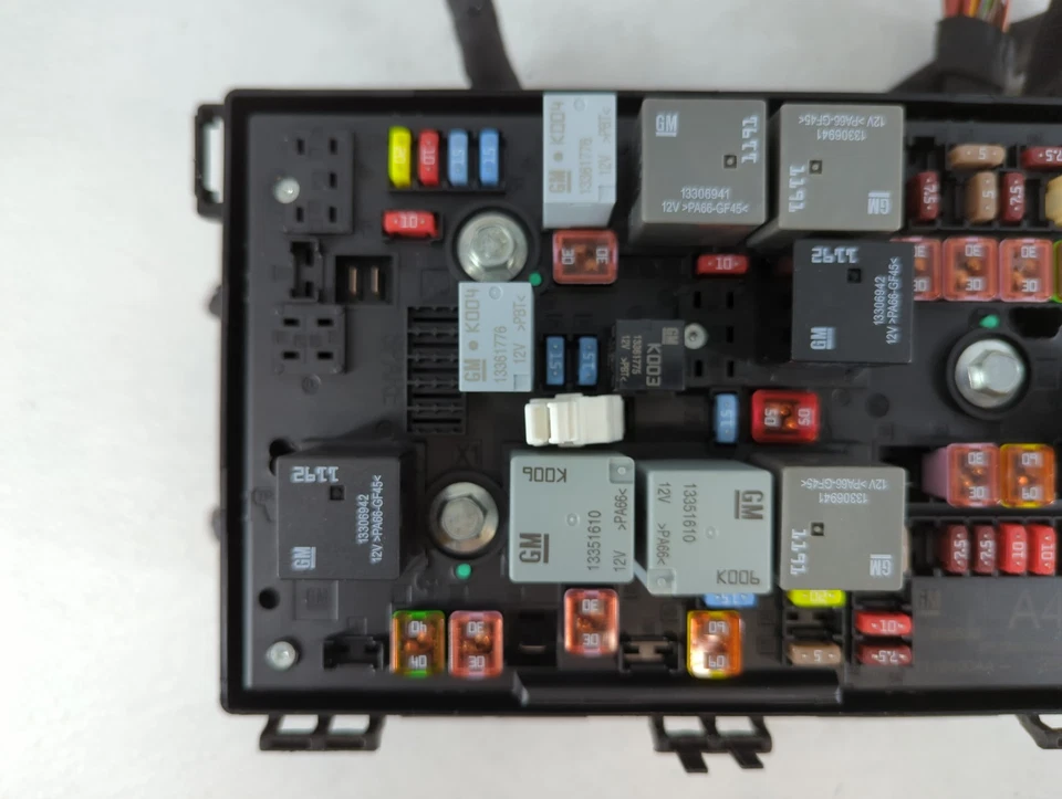 2013-2016 Buick Verano Fusebox Fuse Box Relay Module 22938539 NQPDL - Image 3 of 4