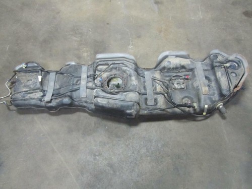 08-17 BUICK ENCLAVE ACADIA TRAVERSE Fuel Gas Tank Reservoir Local Pickup Only