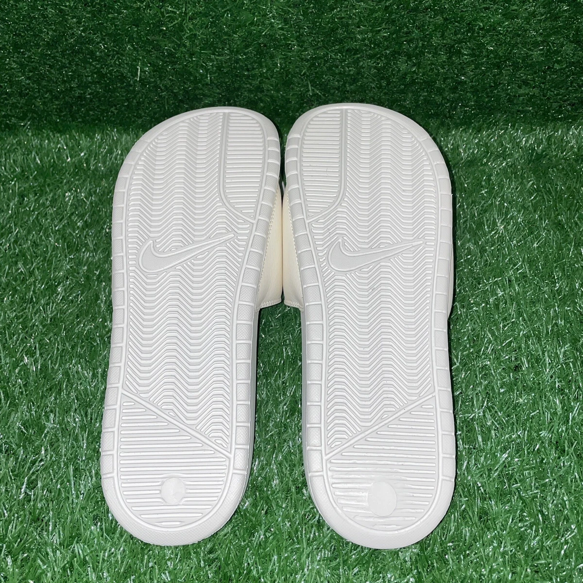 prisa sensibilidad revista Nike Benassi JDI LTD Slides Size 10 Interchangeable Swooshes AQ8614-101 New  | eBay