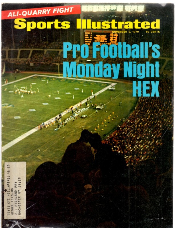 november 2, 1970 SPORTS ILLUSTRATED mag MONDAY NFL FOOTBALL ali-quarry fight