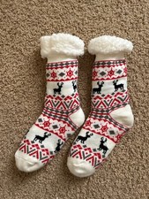 Fuzzy and Cozy Christmas Slipper Socks Unisex Size Medium Reindeer non-slip