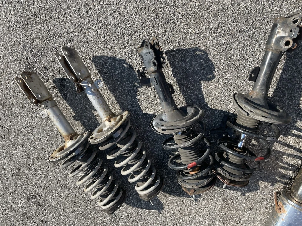 Juego de suspensión amortiguadores puntales Lexus Es330 2004 OEM pieza usada genuina Foto 2 de 4