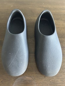 YZY SL-01 Men’s Size 10