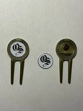 (1) Old Sandwich Golf Club Divot Tool & 1" Coin Style Golf Marker - Plymouth, MA