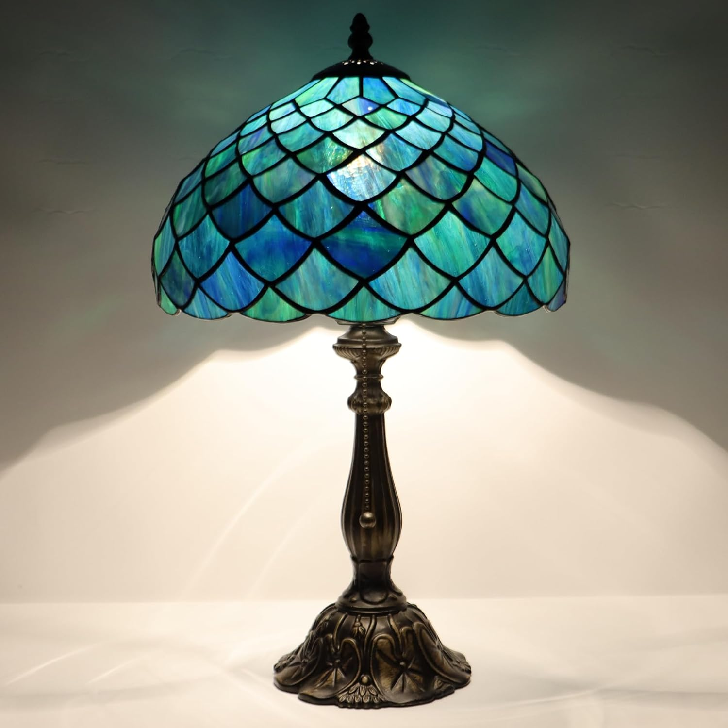 Tiffany Lamp Stained Glass Table Lamp Bedside Reading Light W12H19 Inches (Fishs