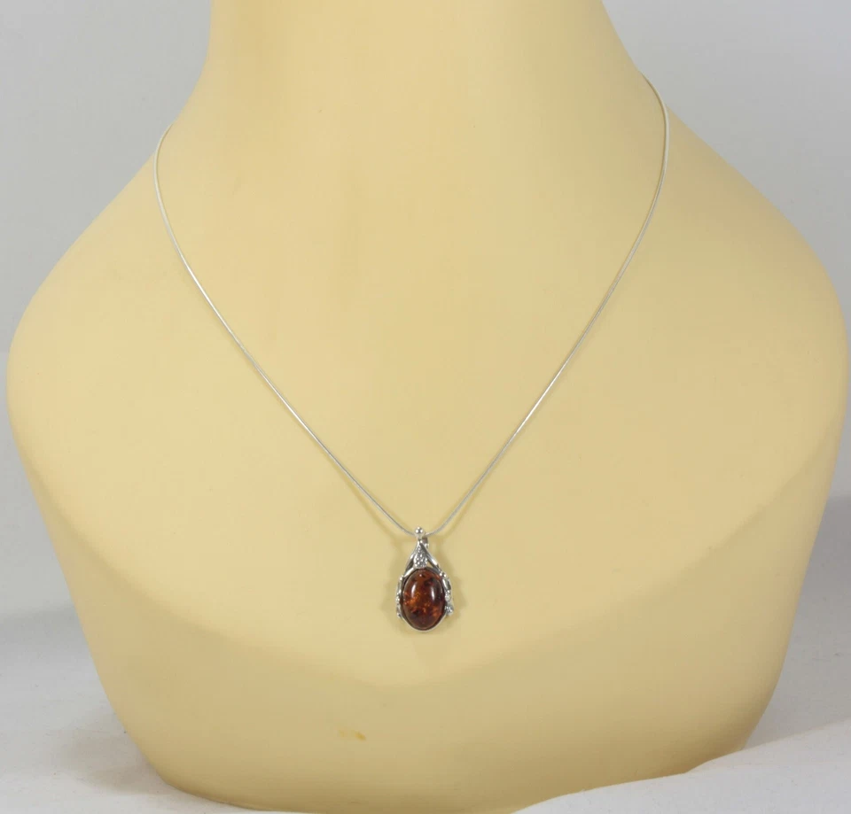 COLLAR COLGANTE DE PLATA ESTERLINA 925 PLATA ESTERLINA 925 con joyas ámbar báltico natural Foto 2 de 4