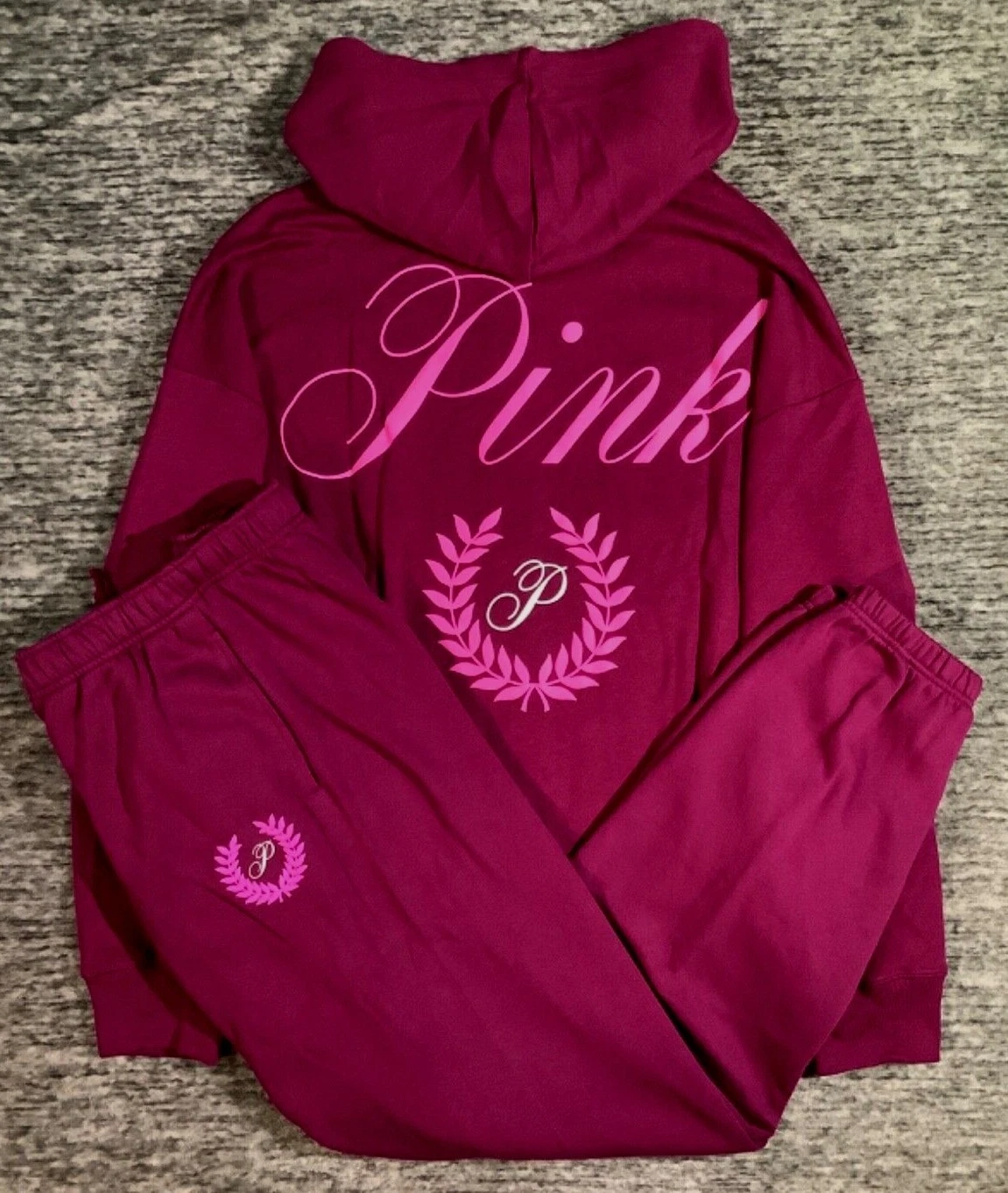 UNDERCOVER Victoria's Secret Rosa Full Zip Felpa con Cappuccio + Pantaloni Set Vivid Magenta Fragola L