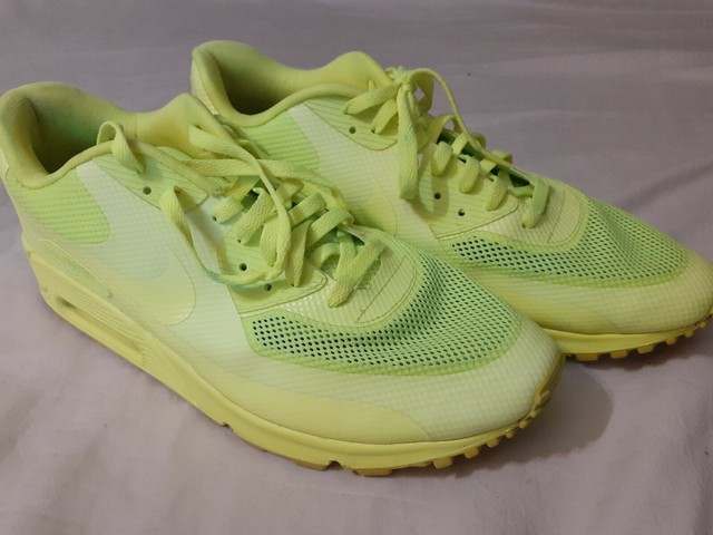 air max 90 hyperfuse volt